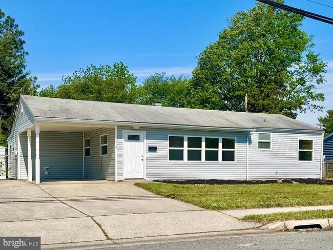 Building Photo - 1416 S Governors Ave