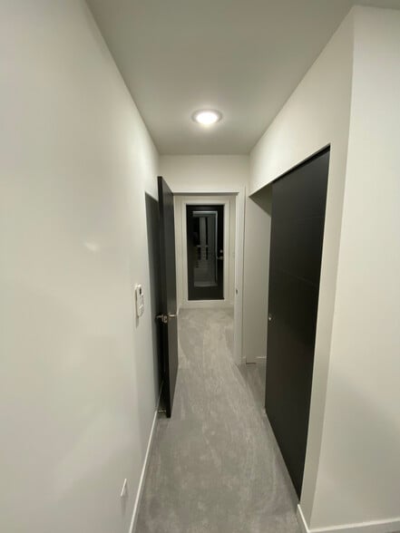 Building Photo - 2609 S Judkins St