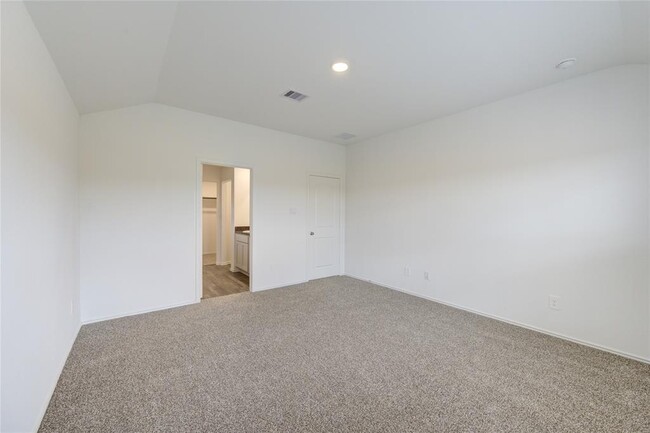 Building Photo - 24434 Elmwood Falls Dr