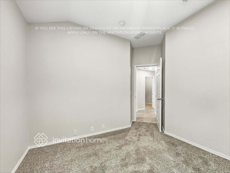 Building Photo - 2513 Tar Heel Dr