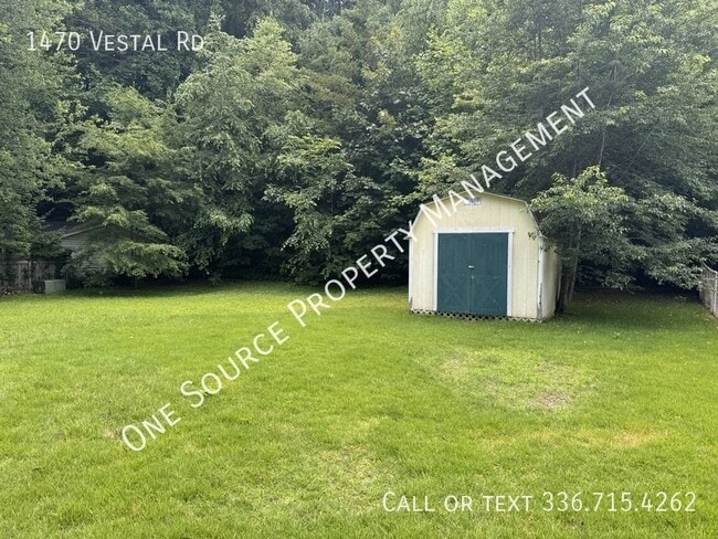 Building Photo - 1470 Vestal Rd