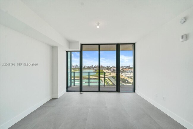 Building Photo - 1170 E Hallandale Beach Blvd