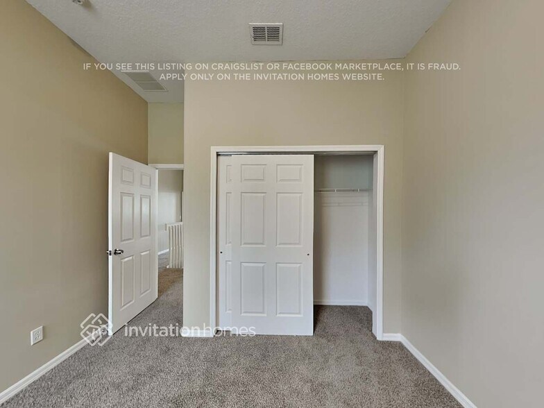 Building Photo - 2101 Cedar Garden Dr