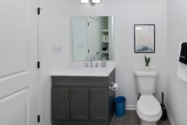 Building Photo - 3 Bedroom 2.5 Bath Home