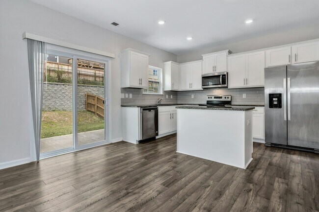Building Photo - 229 Marathon Ln