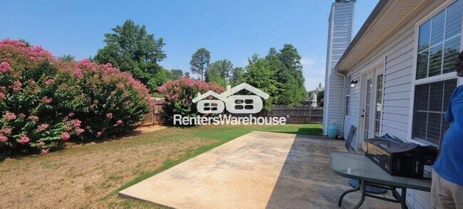 Building Photo - 996 Maple Leaf Dr