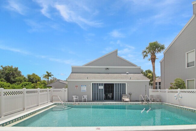 Building Photo - Saybrook Seasonal Condo for Rent