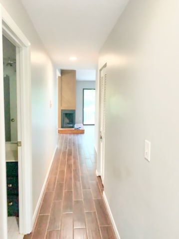 Building Photo - Freshly Painted and Clean Condo in Indian ...