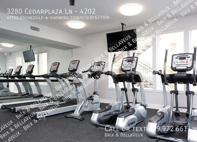 Building Photo - 3280 Cedarplaza Ln