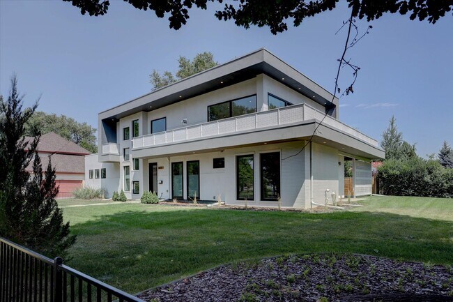 Building Photo - 6435 E 6th Ave Pkwy
