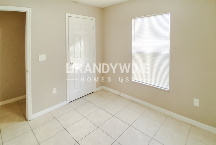 Building Photo - 3709 E Grove St