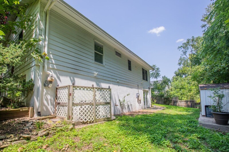 Building Photo - 5518 Old Crain Hwy