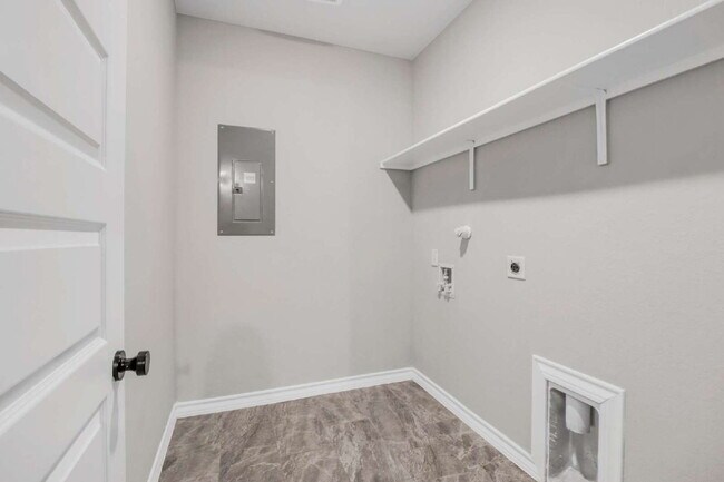 Building Photo - ASK ABOUT FREE APPLICATIONS THROUGH AUGUST!  "Spacious 4-Bedroom Sanctuary with Cozy Fireplace in...