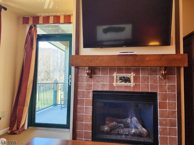 Building Photo - 200 NJ-94