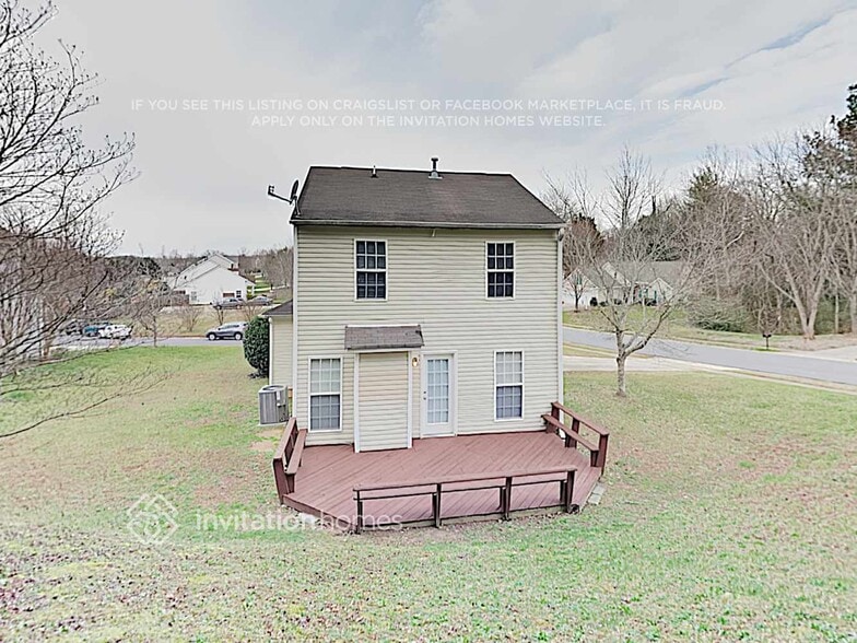Building Photo - 101 Sweetbriar Ct