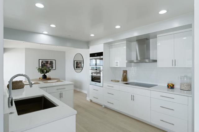 Building Photo - 100 Coast Blvd