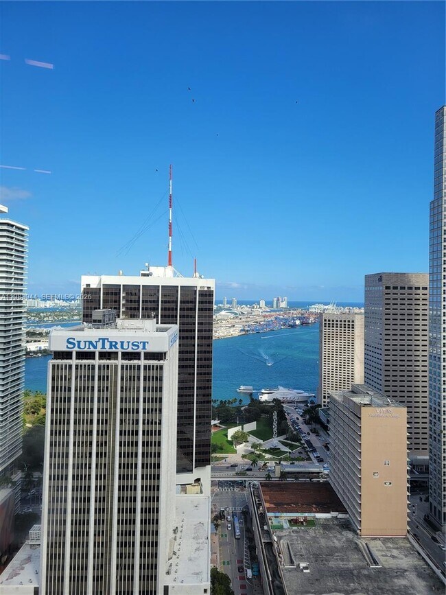 Building Photo - 151 SE 1st St