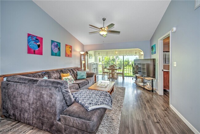 Building Photo - 15410 River Vista Dr
