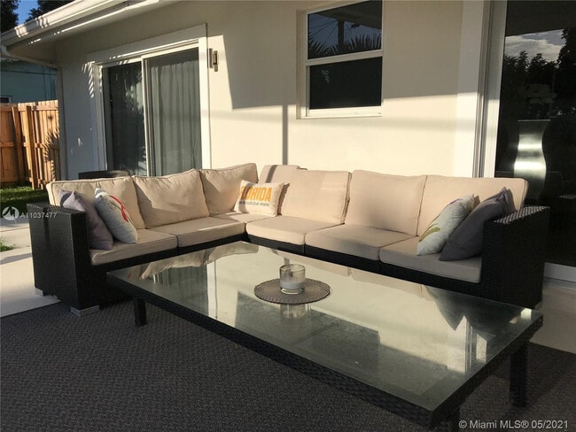 Building Photo - 131 Orchard Ridge Ln