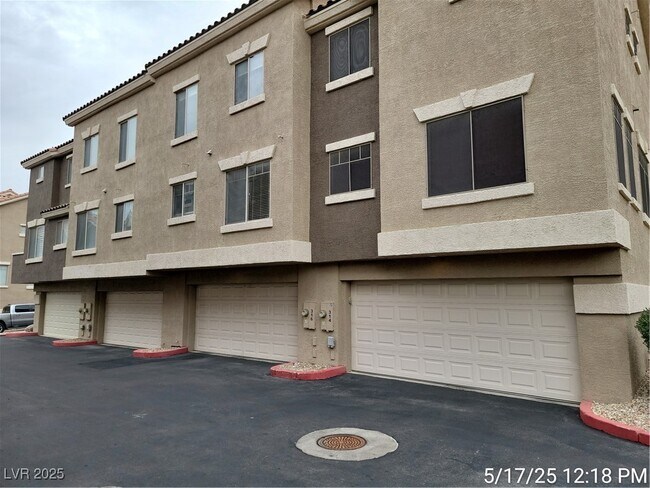 Building Photo - 316 Fountain Crossing Ln