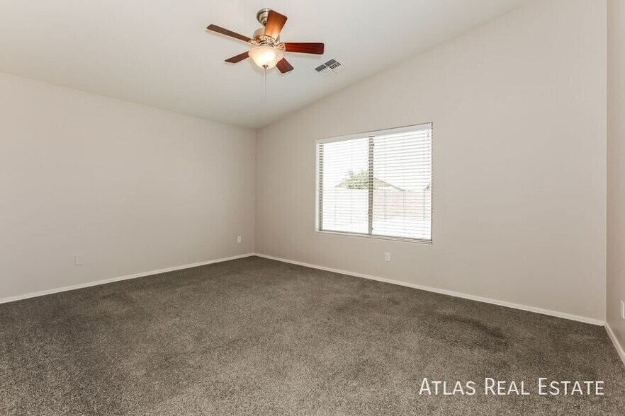 Building Photo - 2770 E Dust Devil Dr