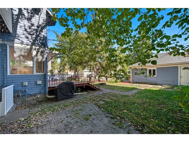 Building Photo - 2701 DuPont Ave S