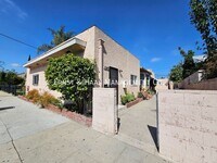 Building Photo - 1049 E 21st St