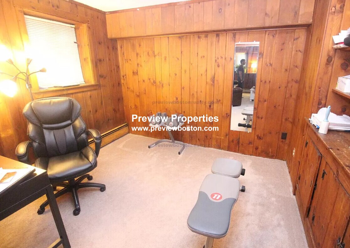 Building Photo - 9 Braemore Rd
