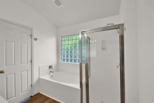 Building Photo - 3423 Sandy Koufax Ln