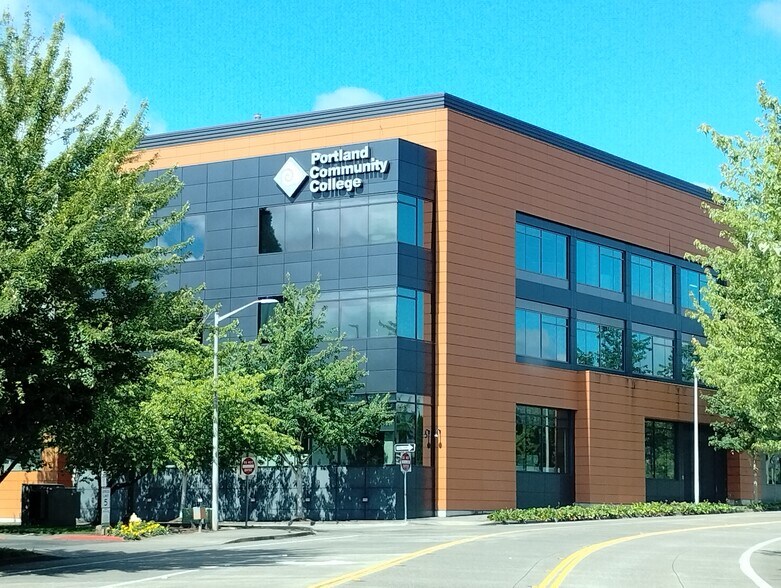 Building Photo - 90 NW 180th Ave