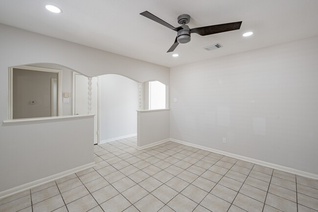 Building Photo - 3435 Gary Ln