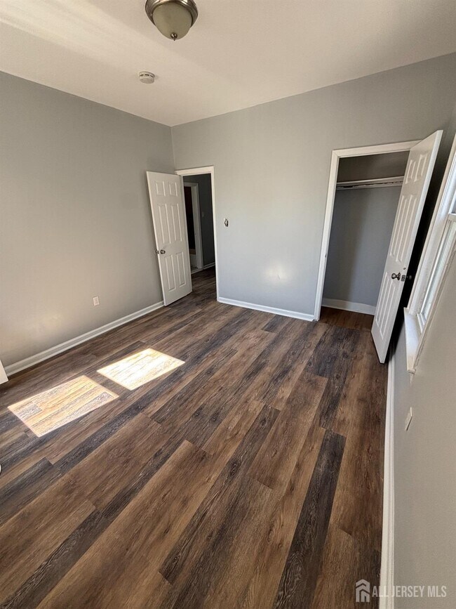 Building Photo - 228 Renner Ave