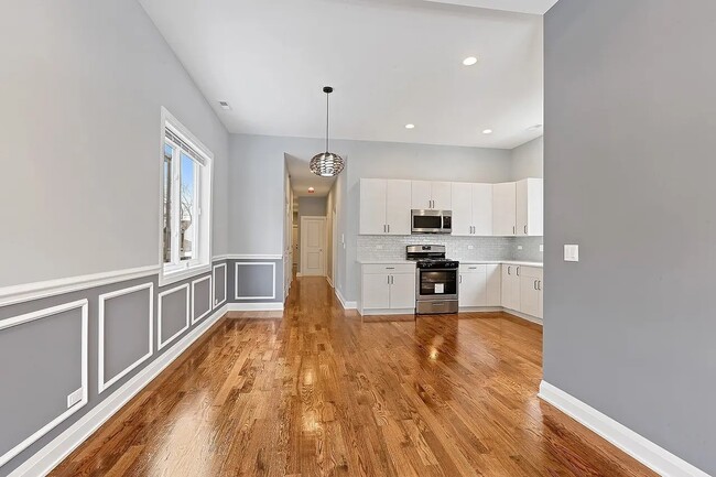 Building Photo - 5955 W Superior St