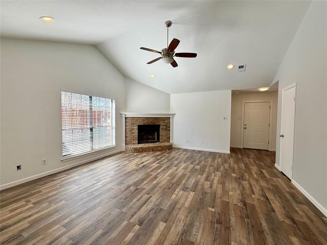 Building Photo - 2611 Fountainview Dr