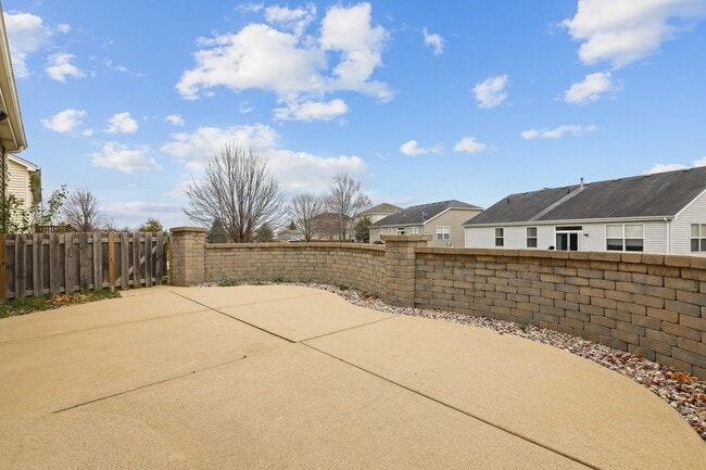 Building Photo - 1876 Bluestem Cir