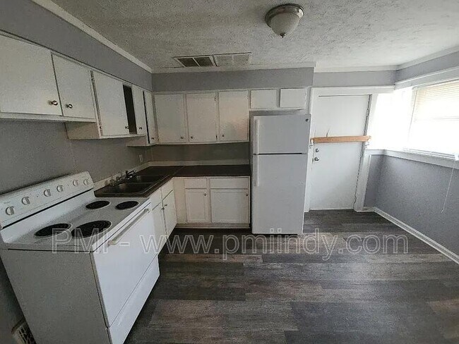 Building Photo - 2407 E 16th St