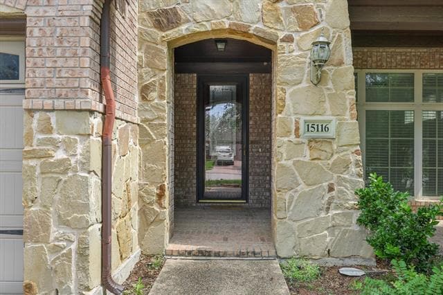 Building Photo - 15116 Mount Evans Dr