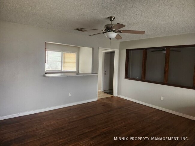 Building Photo - 6122 Ave. P.