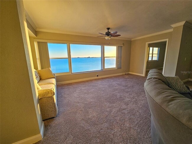 Building Photo - 6020 Shore Blvd S