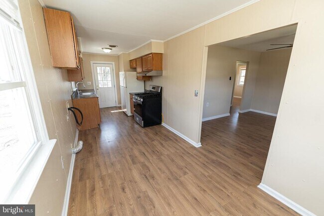 Building Photo - 504 Plover Rd