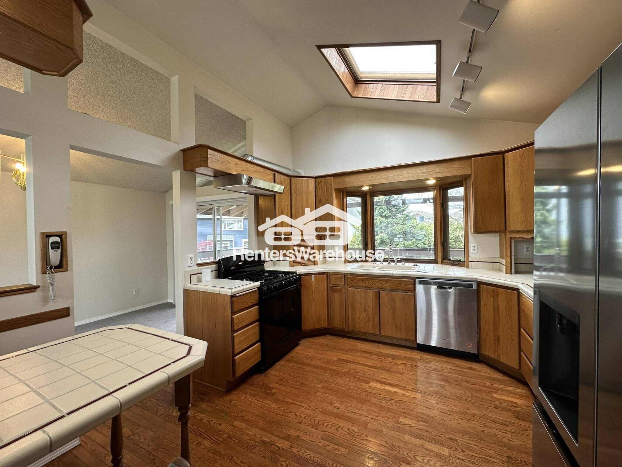 Building Photo - 955 Anacortes Ct NE