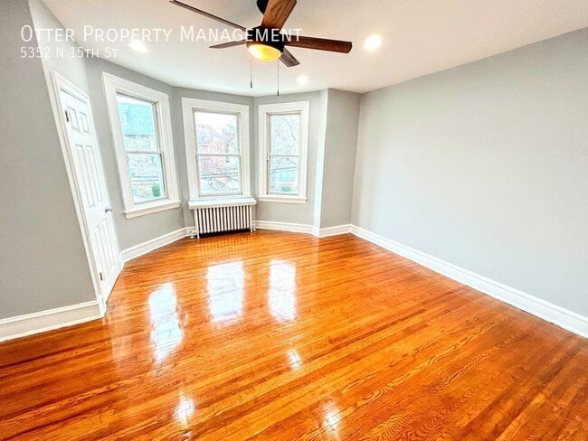 Building Photo - 5352 N 15th St