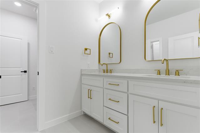 Building Photo - 200 Dover Dr