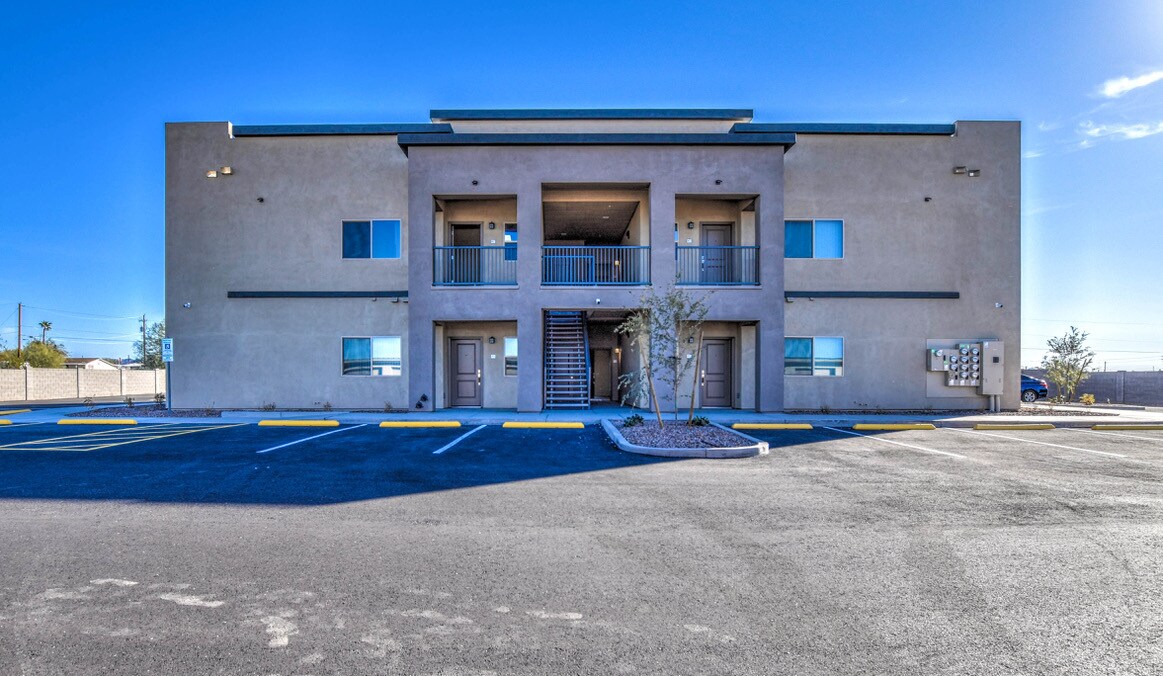 Building Photo - 230 N Winchester Rd