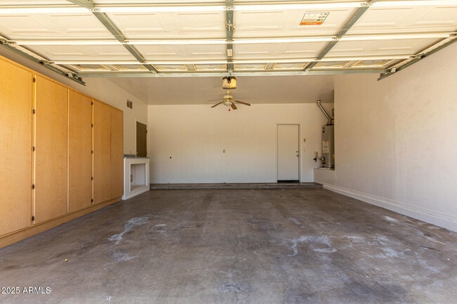 Building Photo - 4211 N 153rd Dr