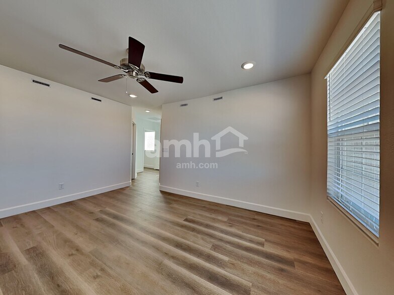 Building Photo - 6489 Aspen Mountain Ave