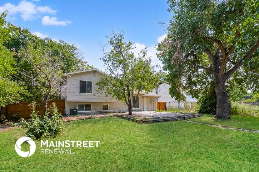 Building Photo - 2551 S Kittredge Way