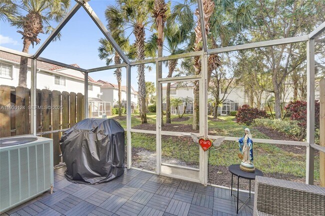 Building Photo - 3643 San Simeon Cir