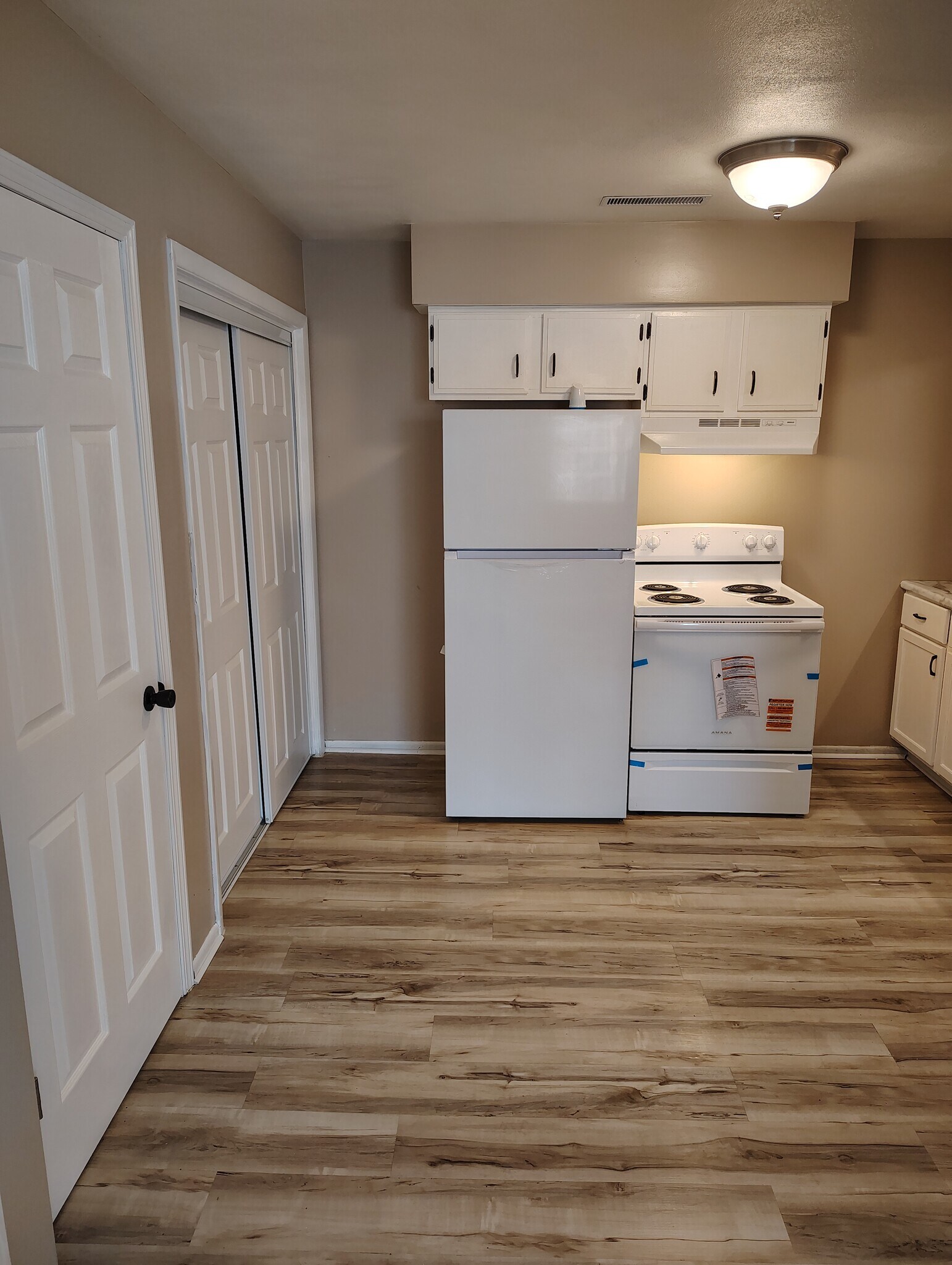 Building Photo - 1353 N 2nd St