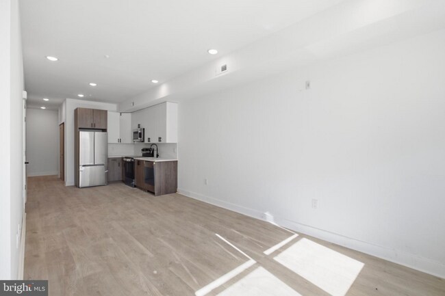 Building Photo - 2330 N 16th St